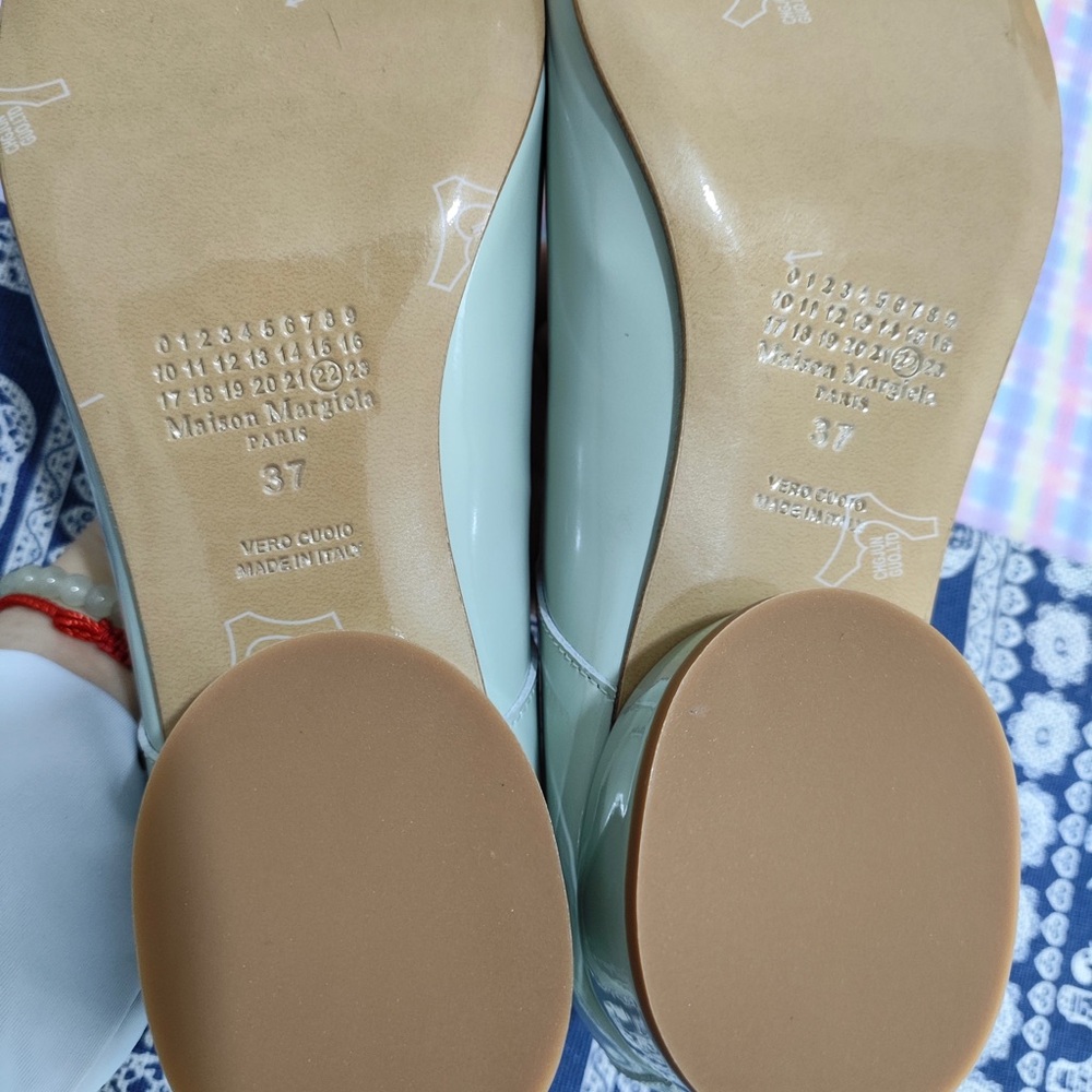 Maison Martin Margiela Mint Green Tabi-Inspired Ballet Flats - Picture 6 of 6